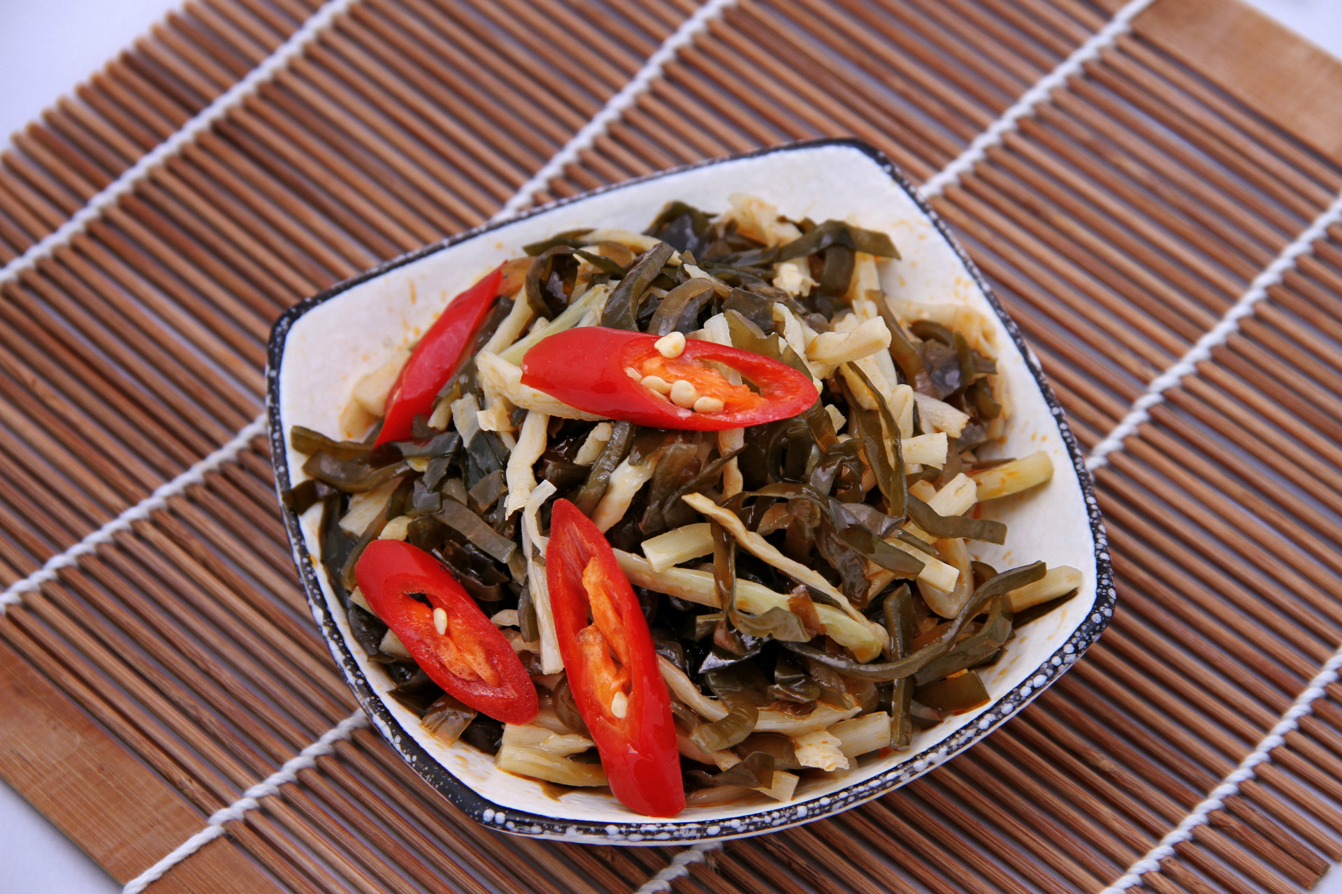 供应 美佳下饭小菜海带笋 70g*30包