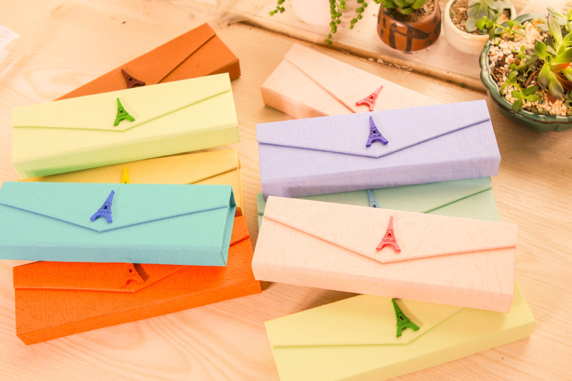 韩版简约铁塔贴片纸质文具盒笔袋大容量纸盒 学生铅笔盒 wy1230