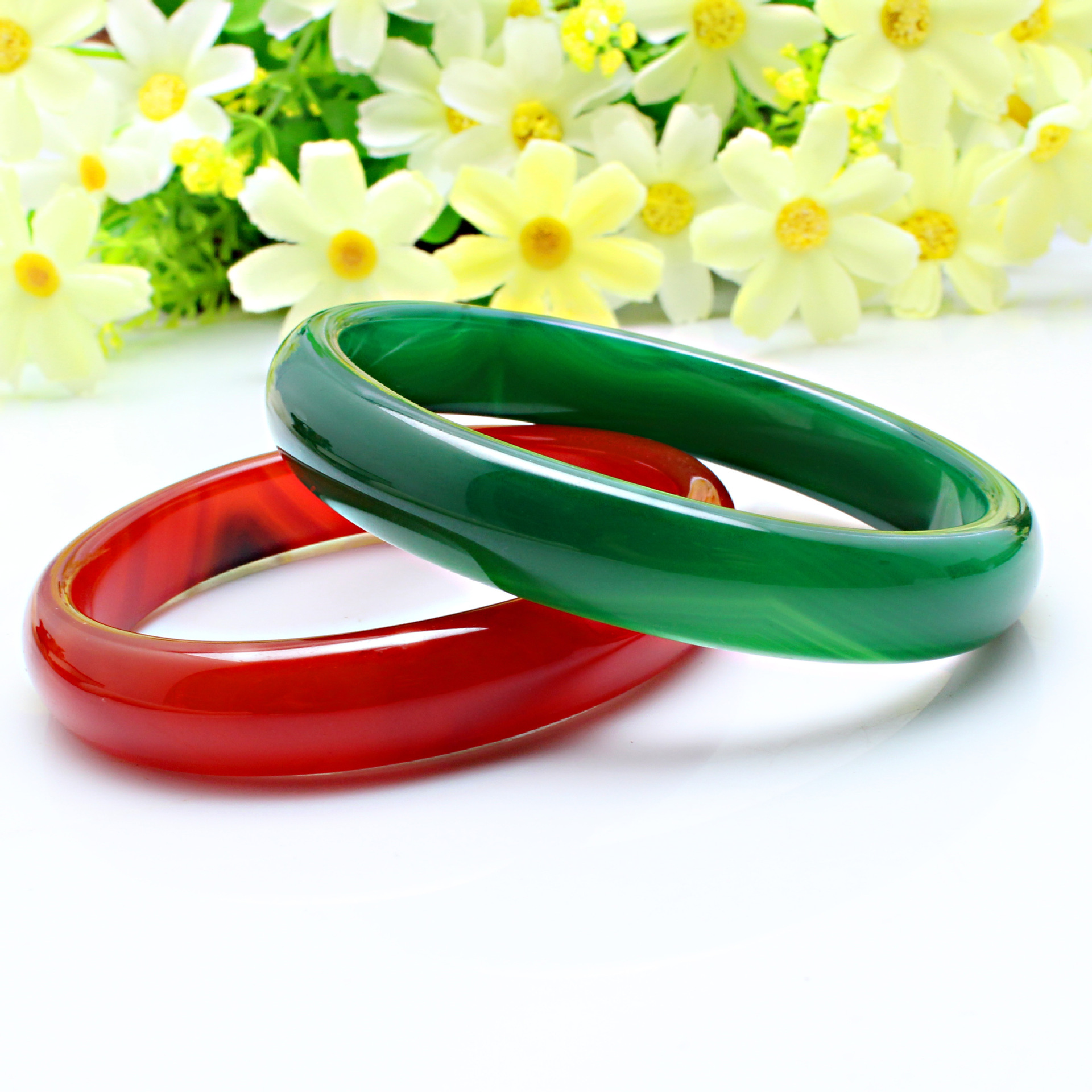 红绿两色天然玛瑙玉髓手镯正品贵妃手镯 椭圆 热销母亲节女士饰品