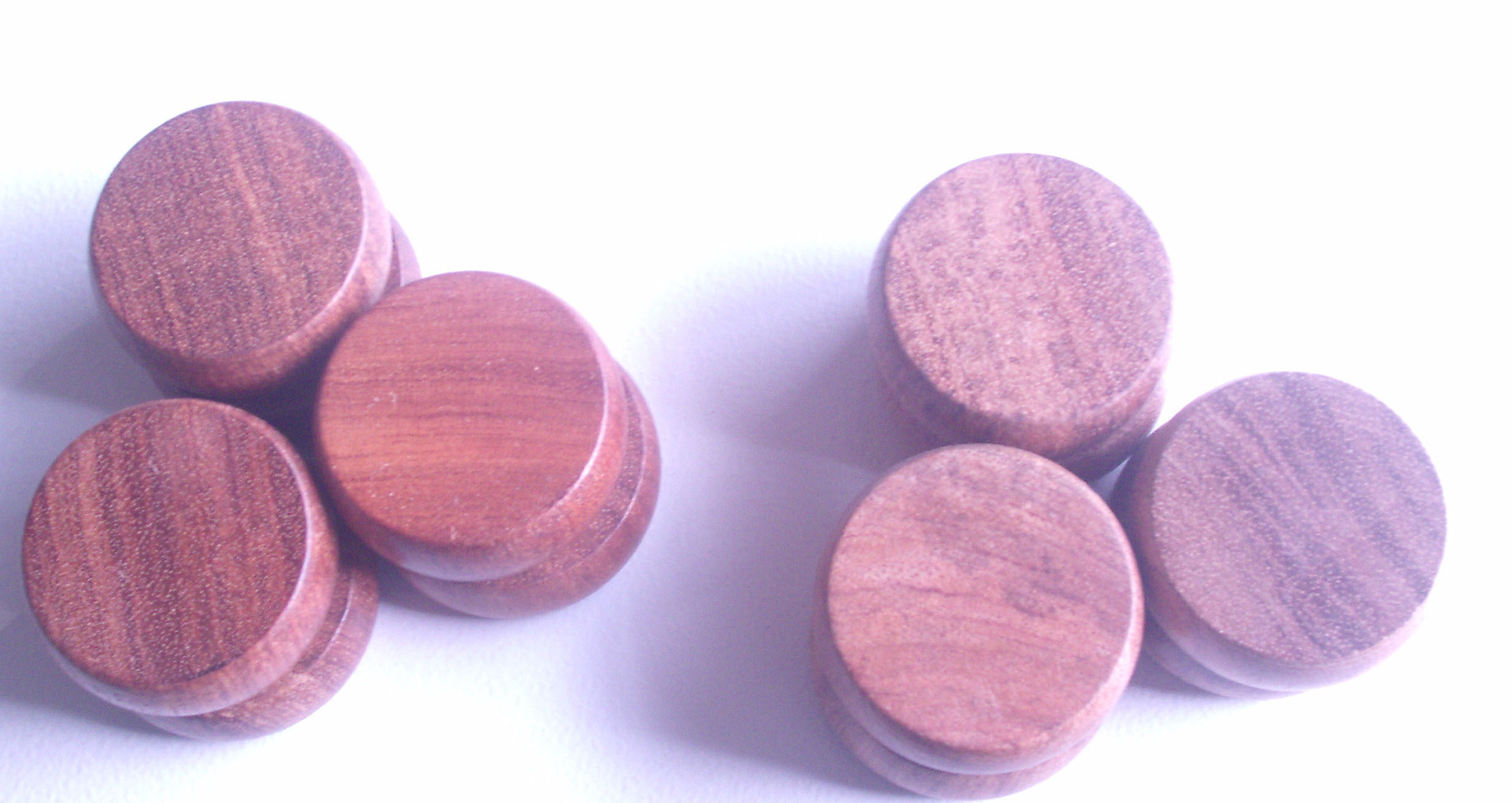 促销4公分花梨木象棋胚料没有锯好