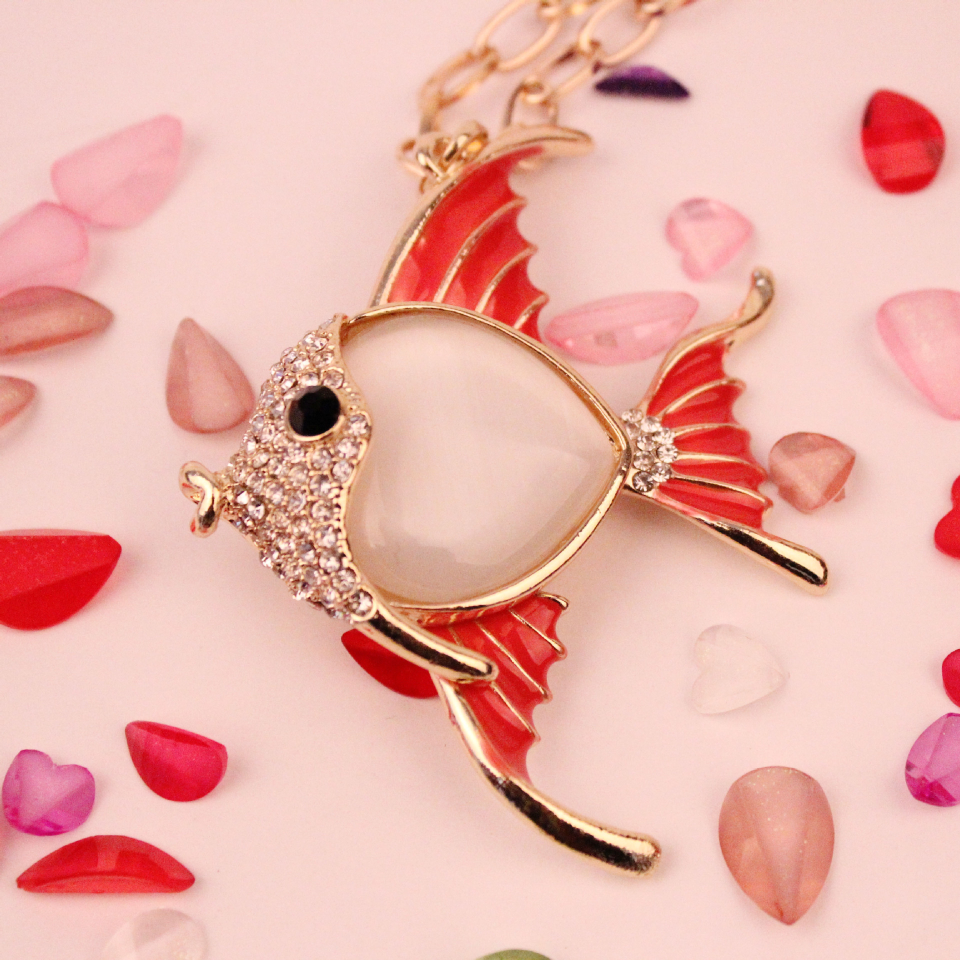 韩国卡通镶超大宝石红翅膀红尾巴金鱼项链吊坠长款嵌钻毛衣链女