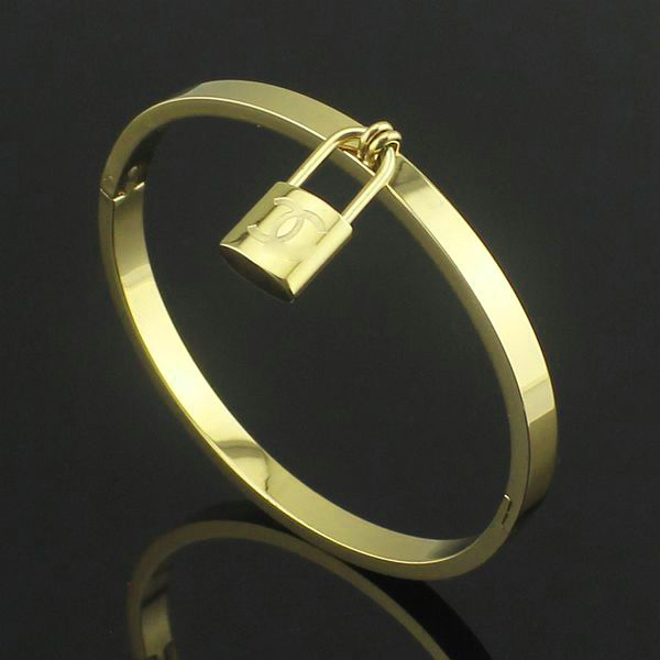 钛钢饰品批发 c锁头搭扣手镯 女士18k玫瑰金手镯 玫瑰金-金色