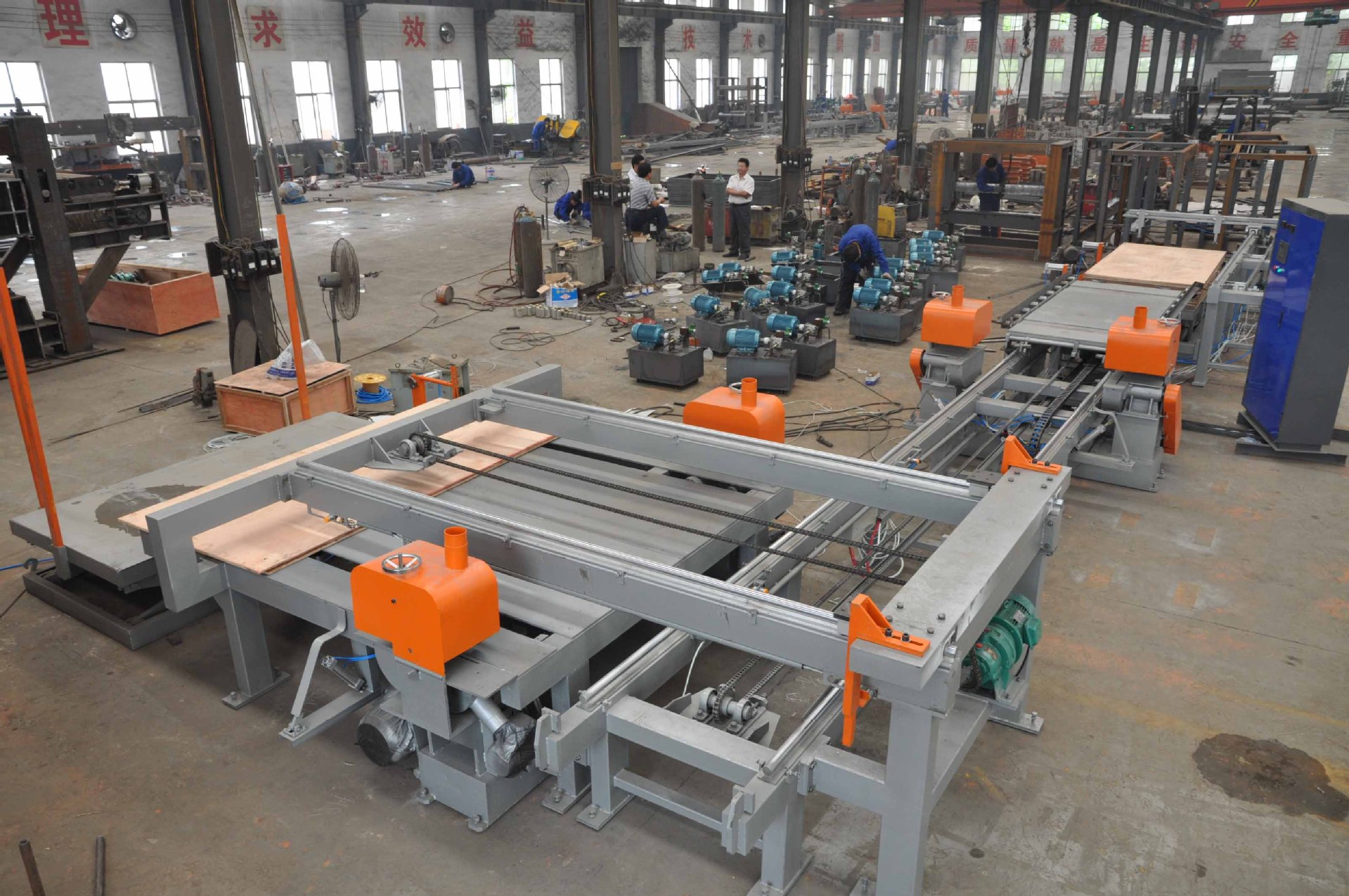 南宁地区板材专用木工板锯边机设备,自动锯边机生产厂家,木工机械