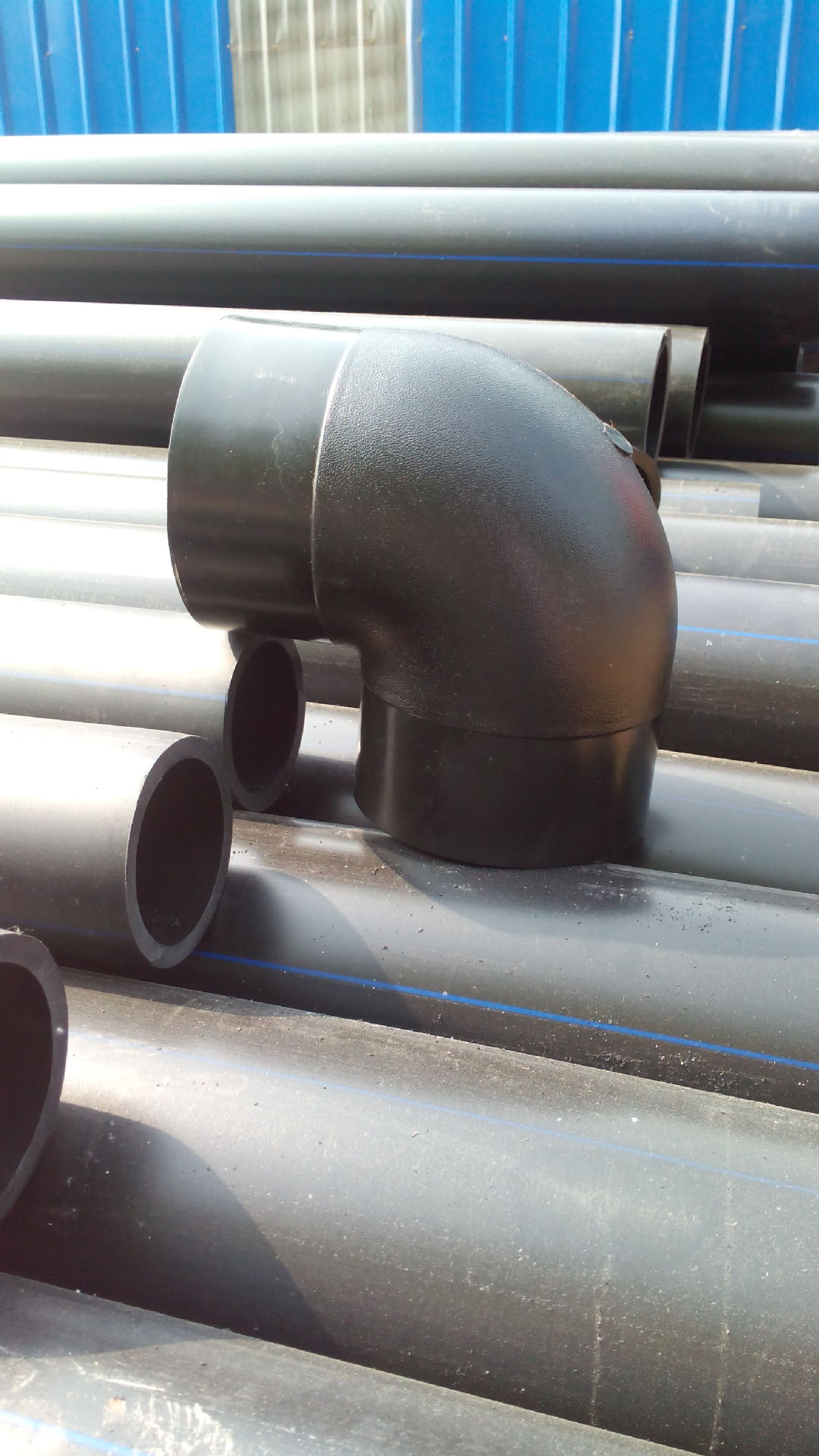 厂家供应各种规格pe供水管 欢迎来电咨询