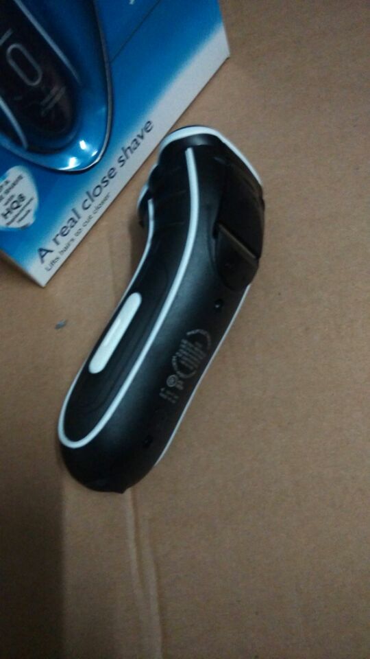 飞利浦原装正品1比1 hq7310电动剃须刀充电式刮胡刀图片_4