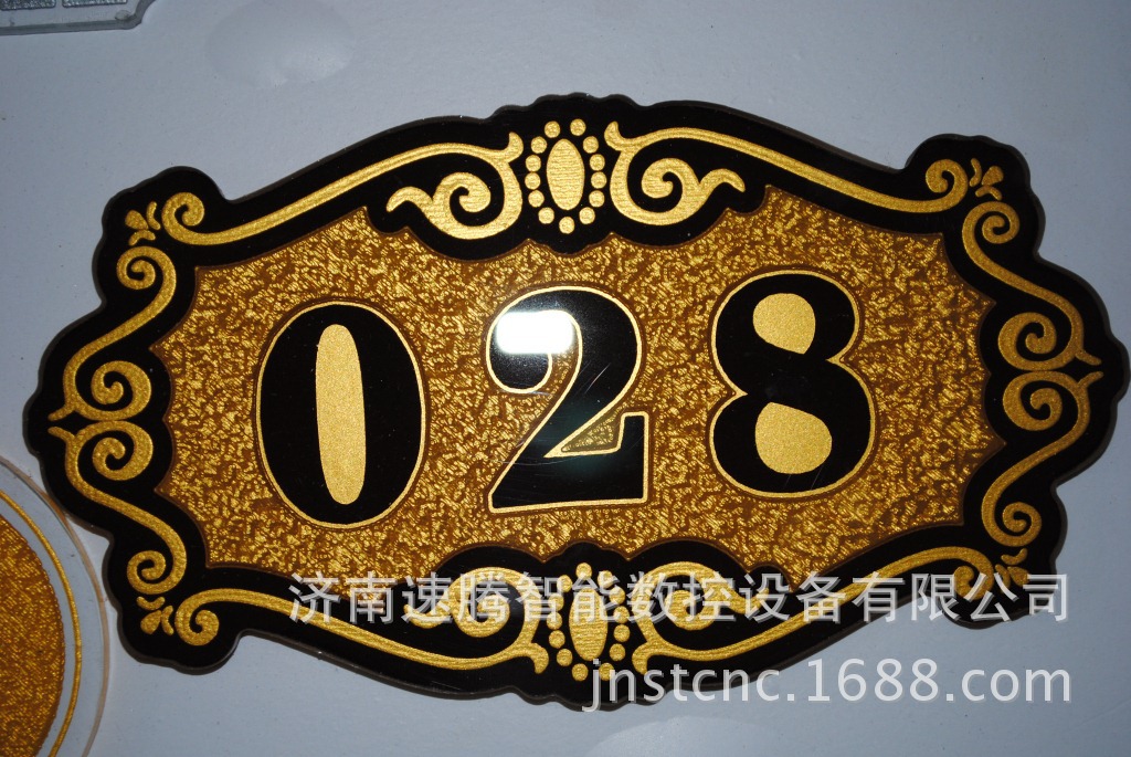 直销数控电脑雕刻机 石家庄镂空隔断雕刻机 销量 雕刻机