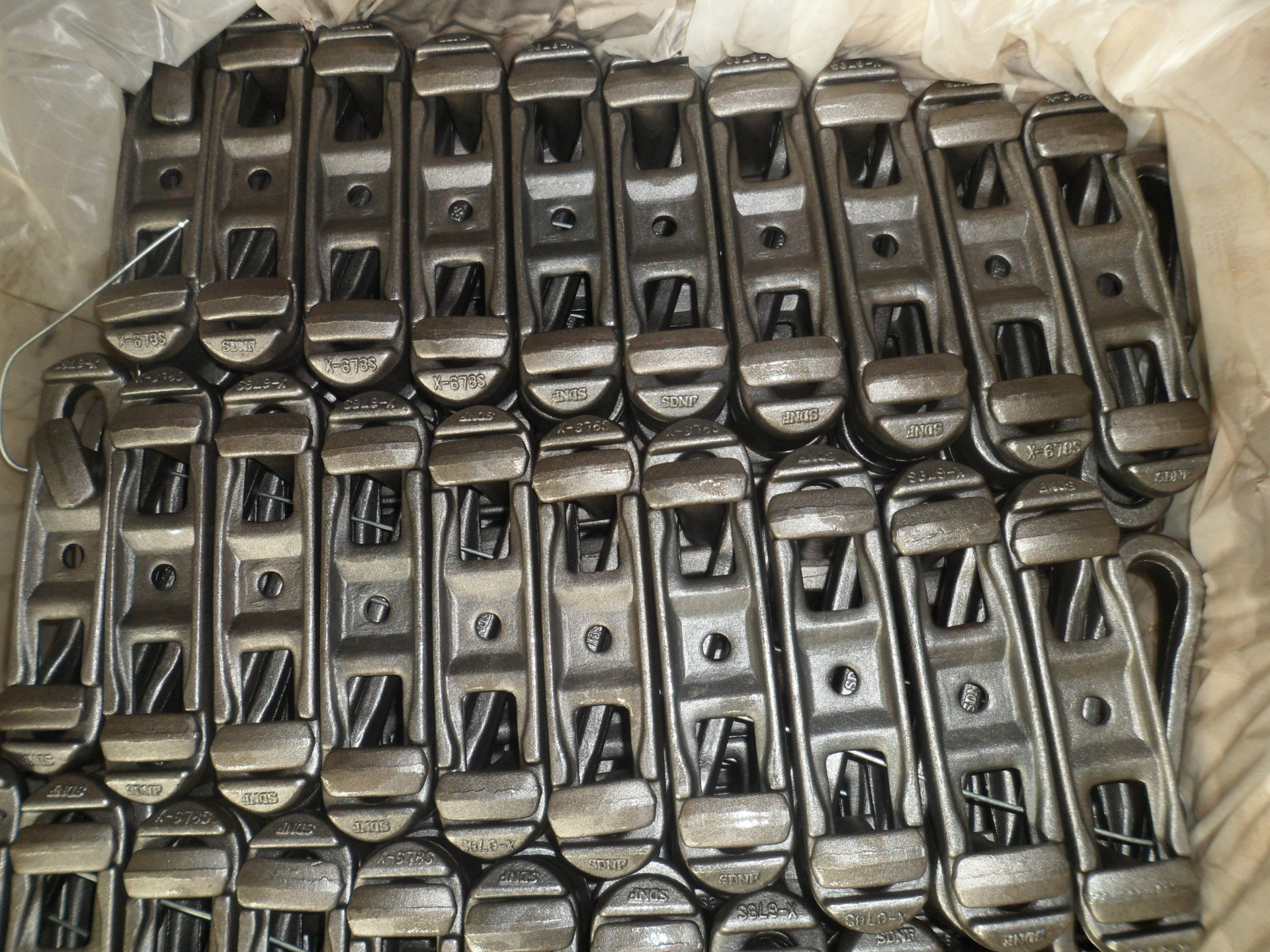 青岛雷霆重工 积放式悬挂输送机 pf 工业自动化设备 新型轨道链条