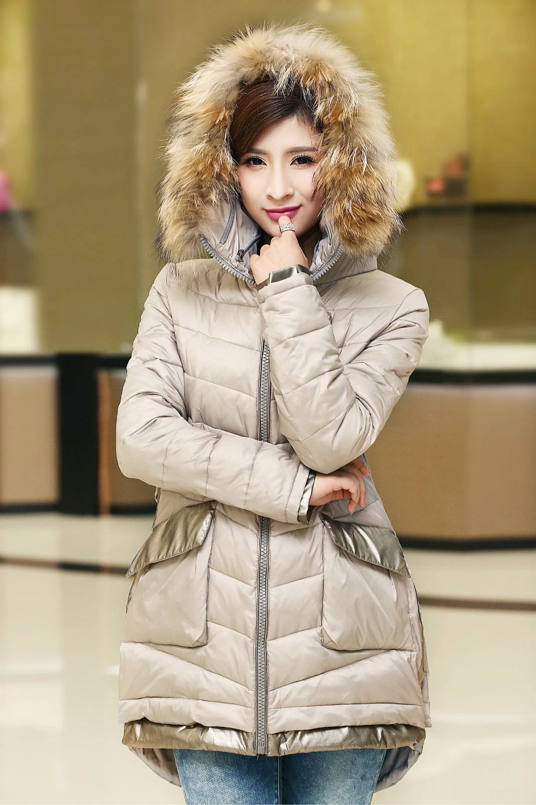 2014冬季新款女装韩版时尚修身中长款貂毛毛领连帽拼皮羽绒棉棉衣