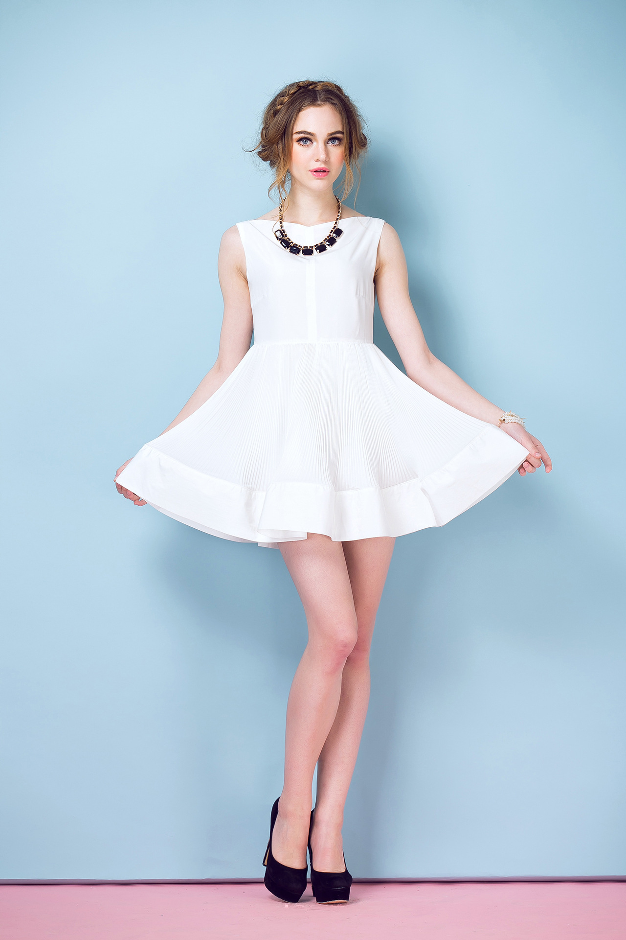 2014夏装女装 欧美走秀 修身连衣裙气质 无袖灯笼摆背心裙 女裙图片,2