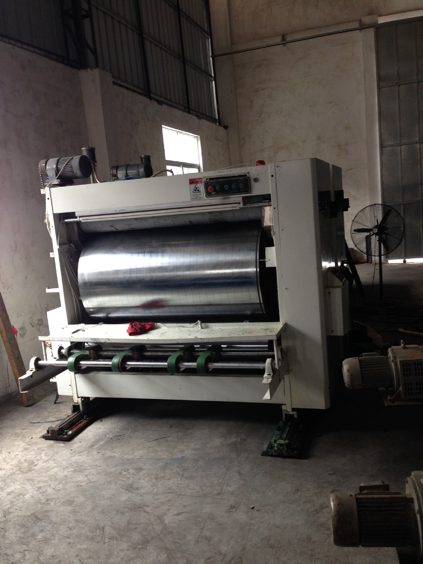 东莞超诺机械供应 9成新科盛隆双色水墨印刷机