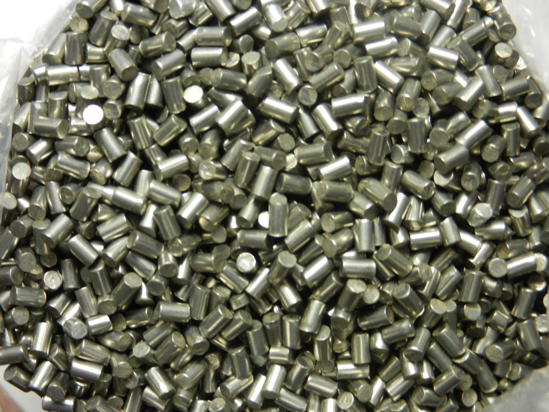 高纯铝颗粒蒸发镀膜材料