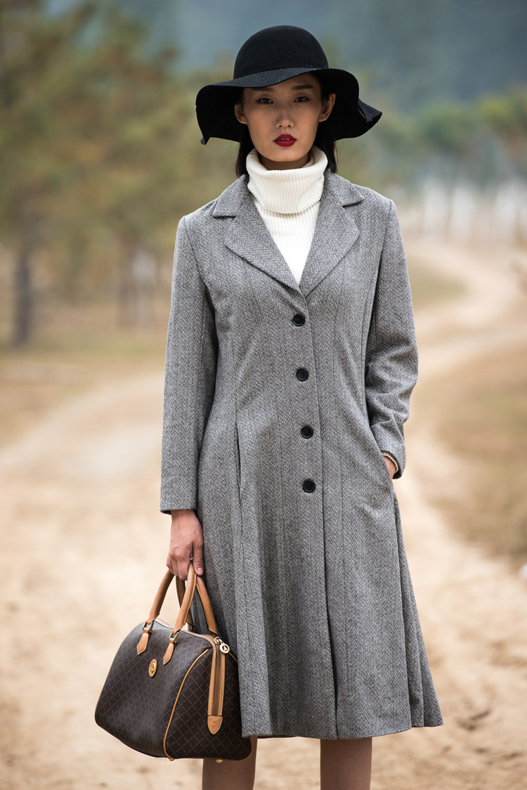 yigelila2015秋季新品明星同款修身大摆单排扣九分袖风衣外套9260