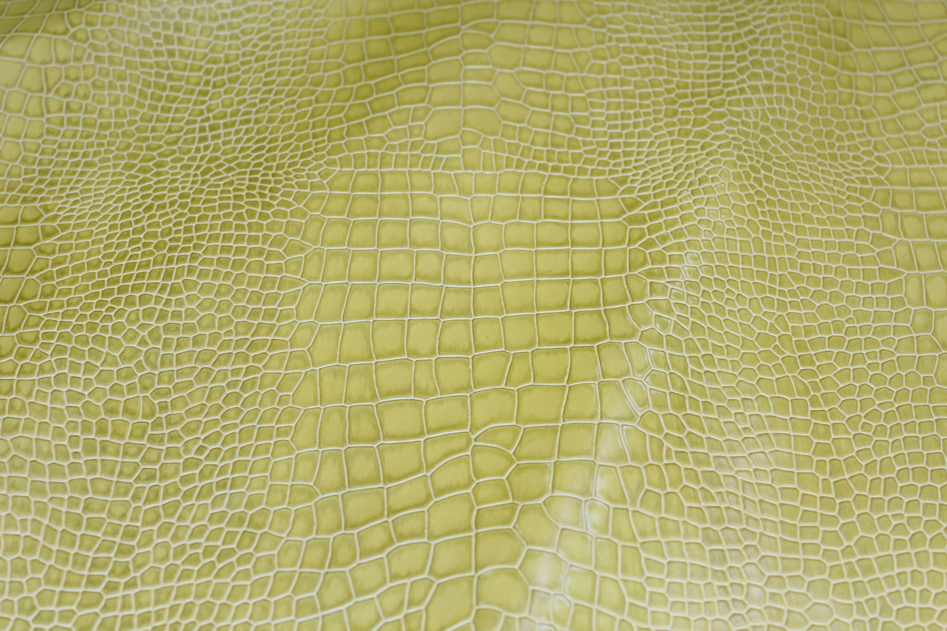 厂家订做 真皮皮革 鳄鱼纹压花牛皮 牛皮头层压花仿真鳄鱼纹