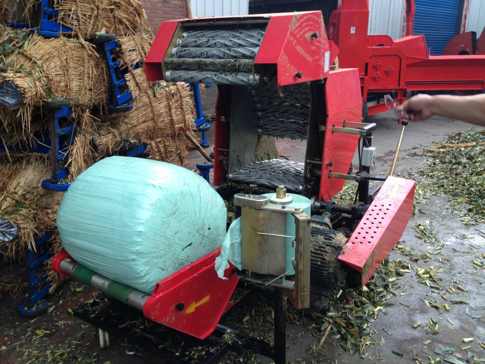 玉米秸秆打捆机 方捆打捆机 牧草打捆机 麦草打捆机 厂家直销