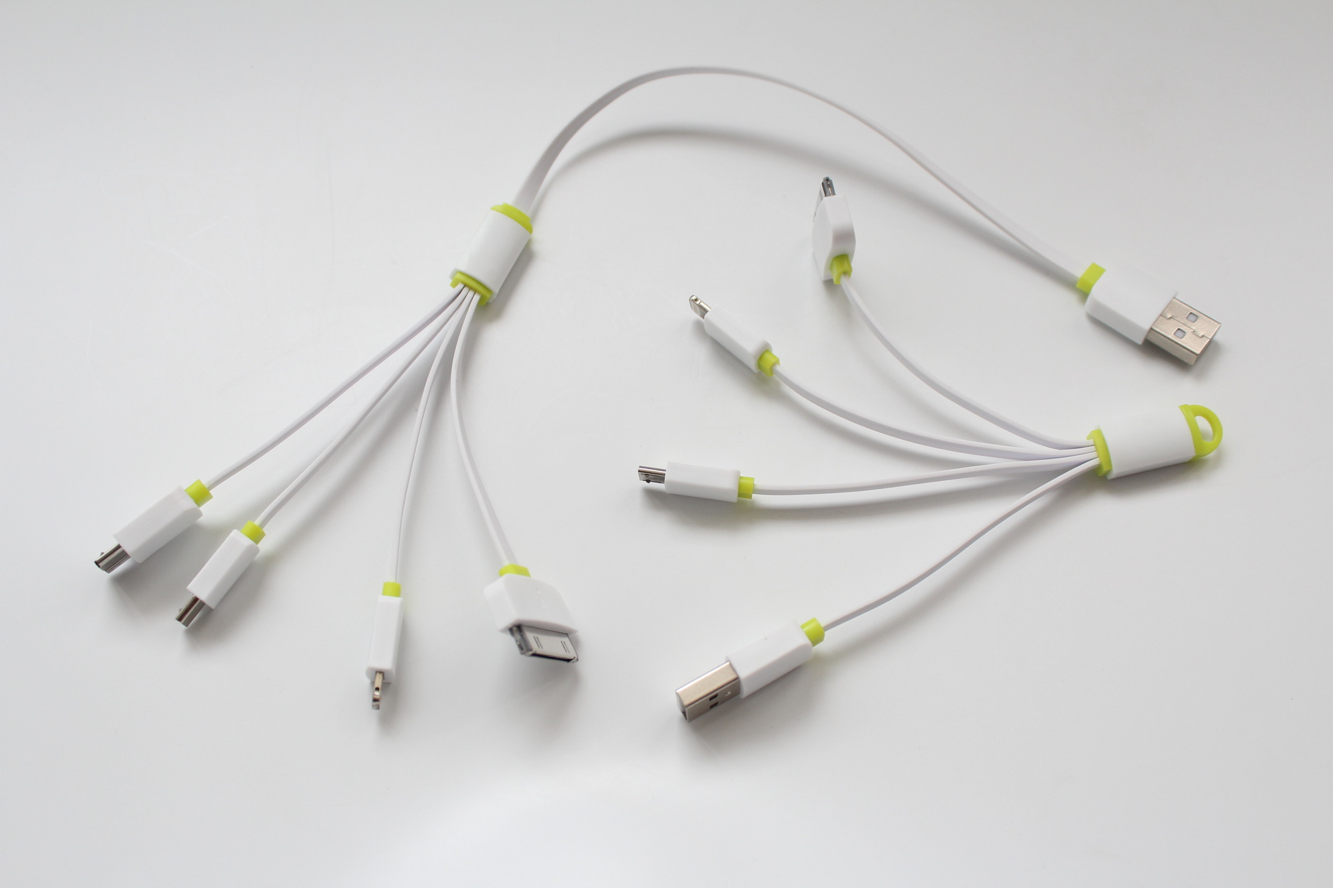 工厂直供一拖四tpe材质双色数据线充电线专用苹果安卓移动电源