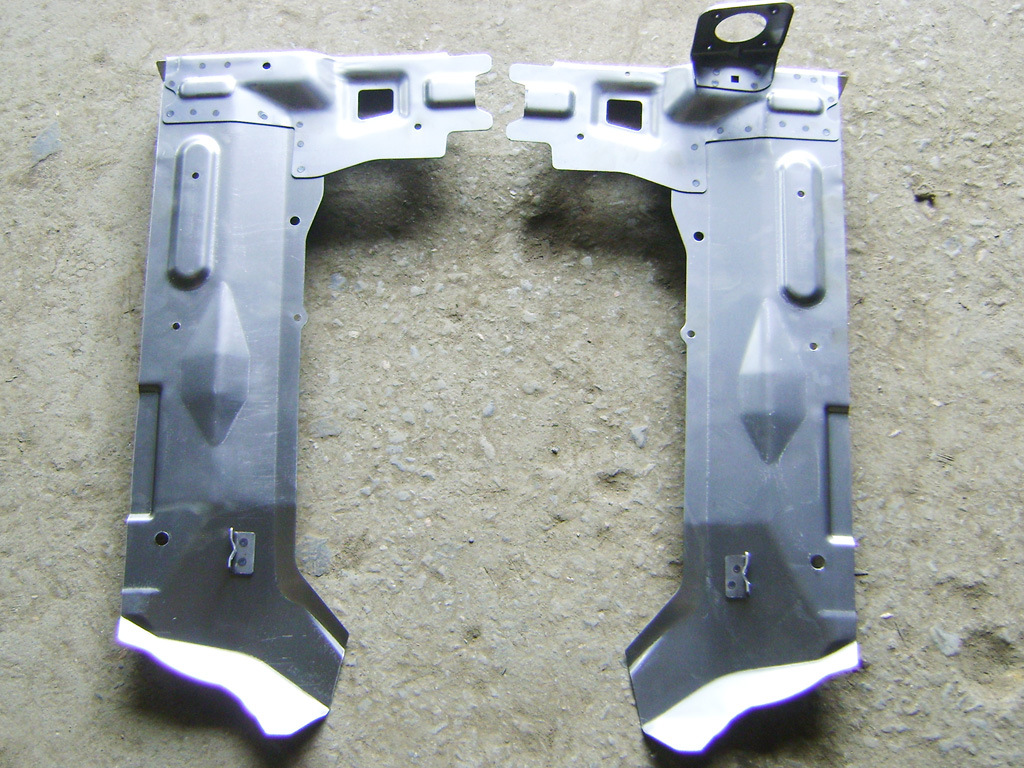 厂家专业生产加工汽车板金件,汽车冲压件,配套板金件