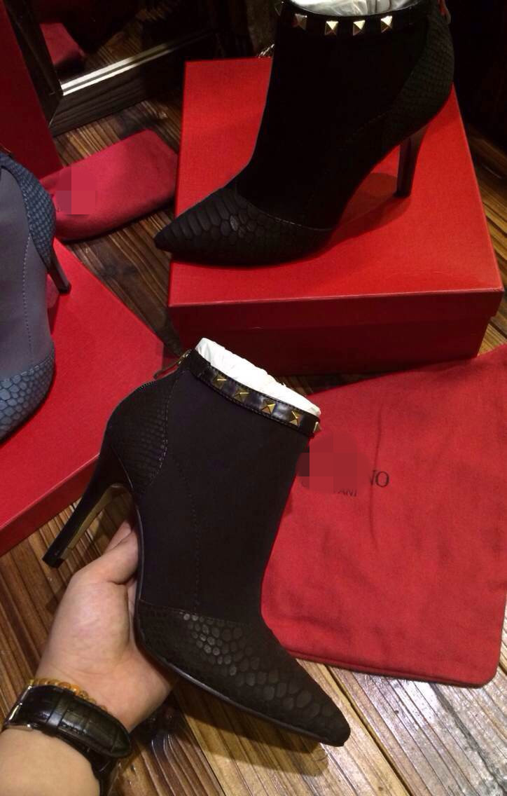 卖原单鞋微信_微信卖鞋子怎么找客户(一周推荐)-第1张图片-潮百科 卖原单鞋微信_微信卖鞋子怎么找客户(一周推荐)-第1张图片-潮百科