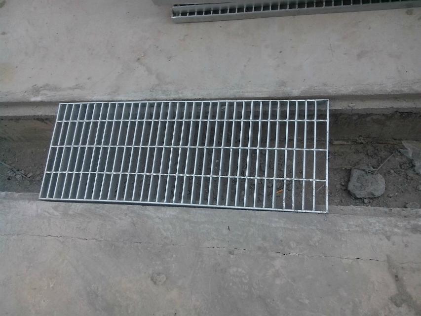 小范提供 优质排水盖板 防盗水沟盖板安装制作 防盗安全 承载高