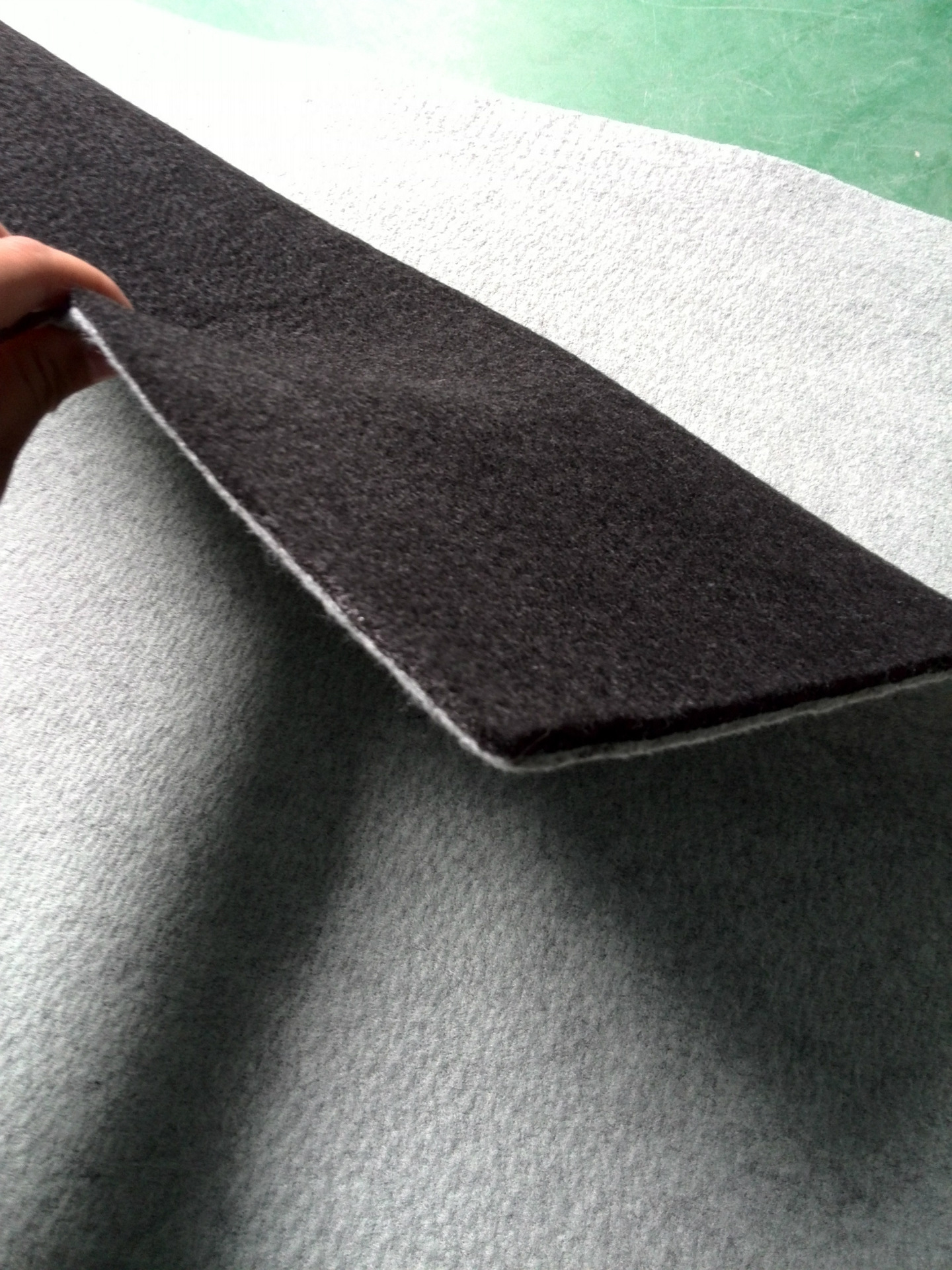 供应1200g汽车轮罩布