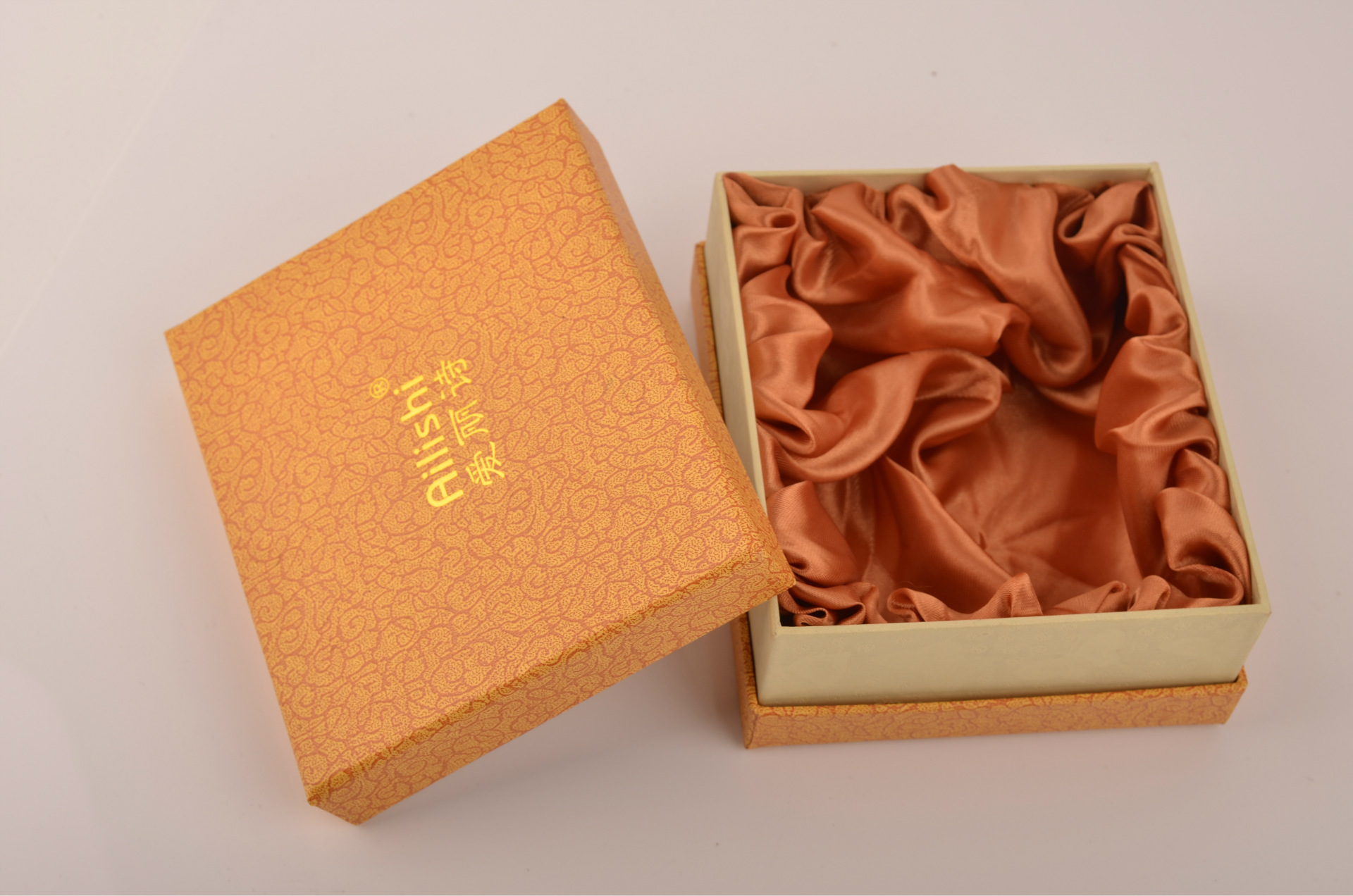 高档特种纸皮带盒礼品盒 广州生产厂家 长期供应皮具包装