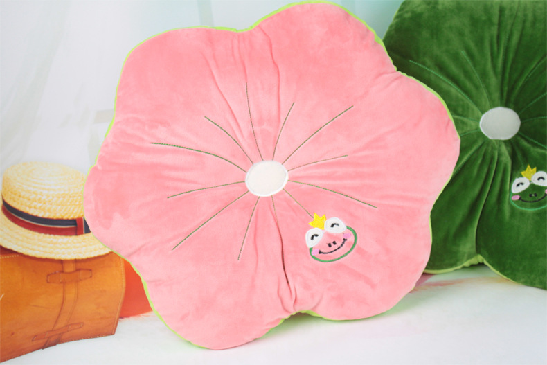 新款荷叶抱枕 个性音乐抱枕批发 午睡枕毛绒抱枕