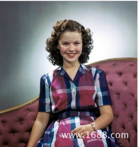 秀兰邓波儿去世了,知道她的进来缅怀一下吧