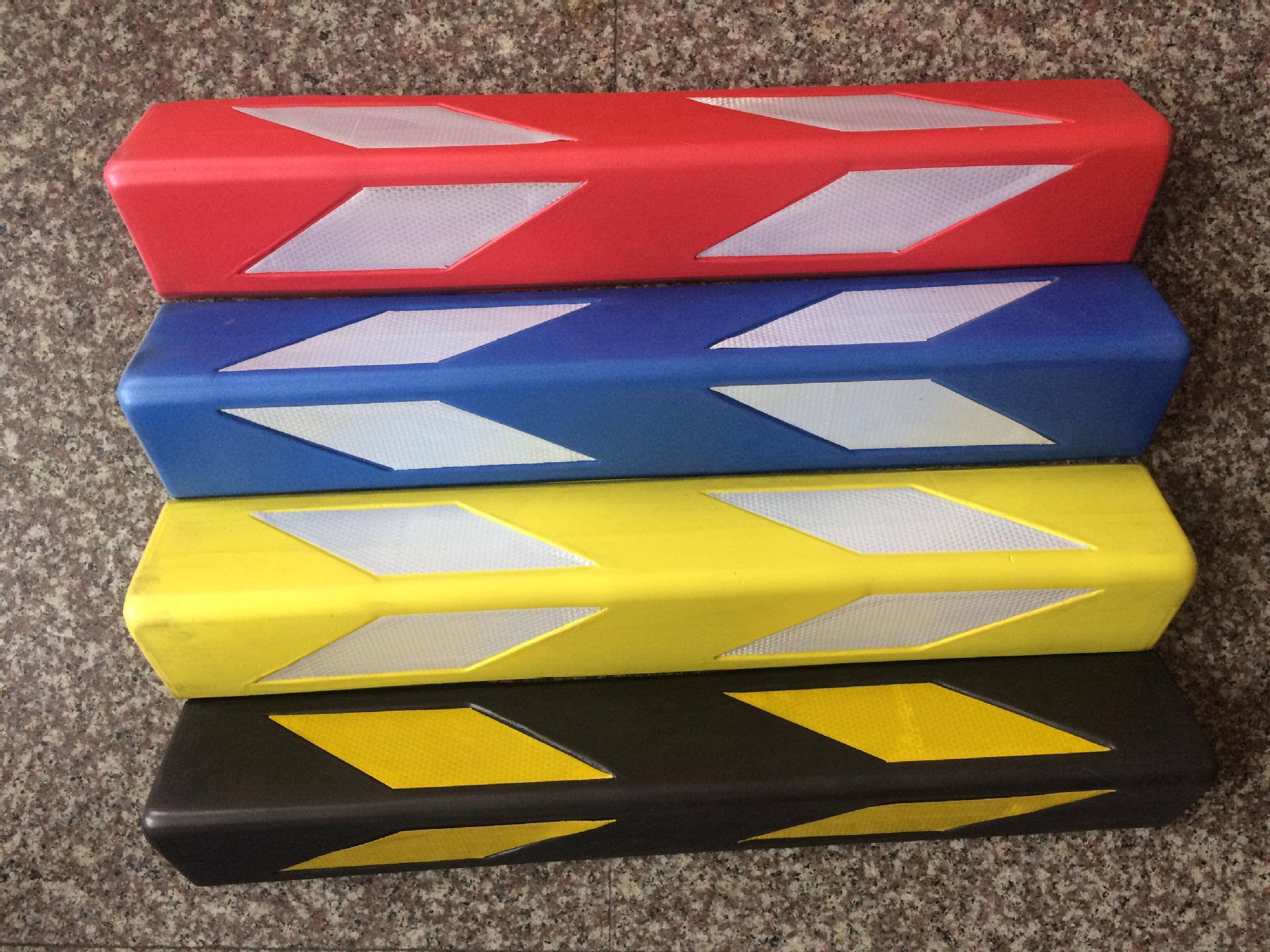 车库新型eva优质直护角 供应交通安全措施防撞耐高温彩色护墙角