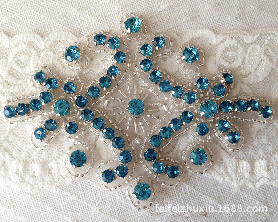diy钻花 手缝钻烫花 手工花 手缝钻花 现货珠花珍珠腰带 水晶头带图片