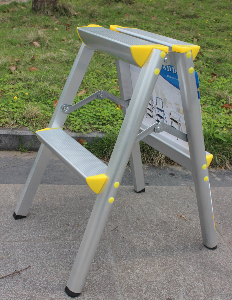 2步双面梯子 铝合金折叠梯子 家用梯供货商 家用梯子 洗车台楼梯