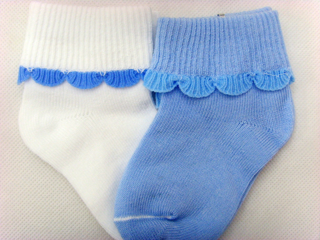 商品名称:宝宝春秋款棉袜 商品品牌: 七巧板 材      质:棉67.