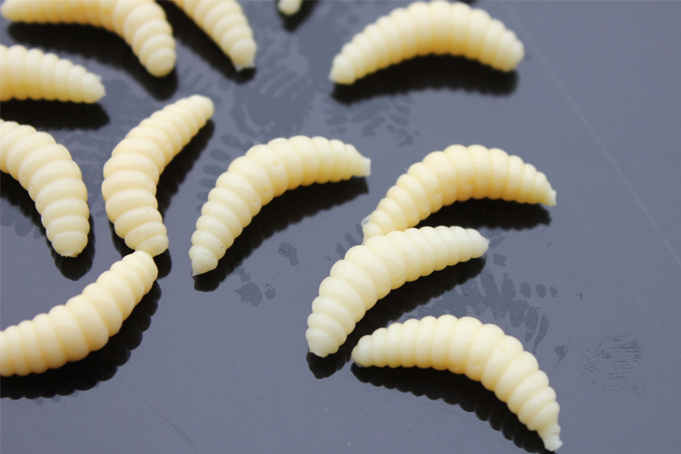 面包虫路亚饵厂家批发仿生软虫蛆虫鲫鱼鲤鱼草鱼鳊鱼饵假饵拟饵