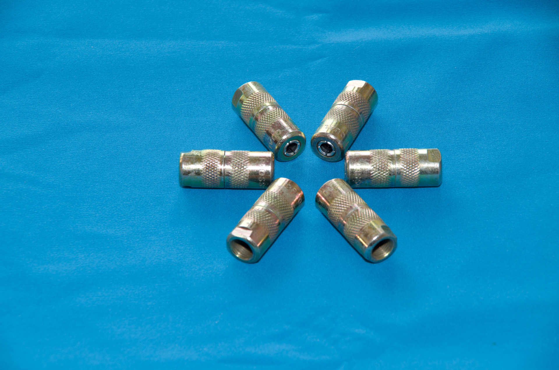 注浆机防水堵漏牛油头 (金色)