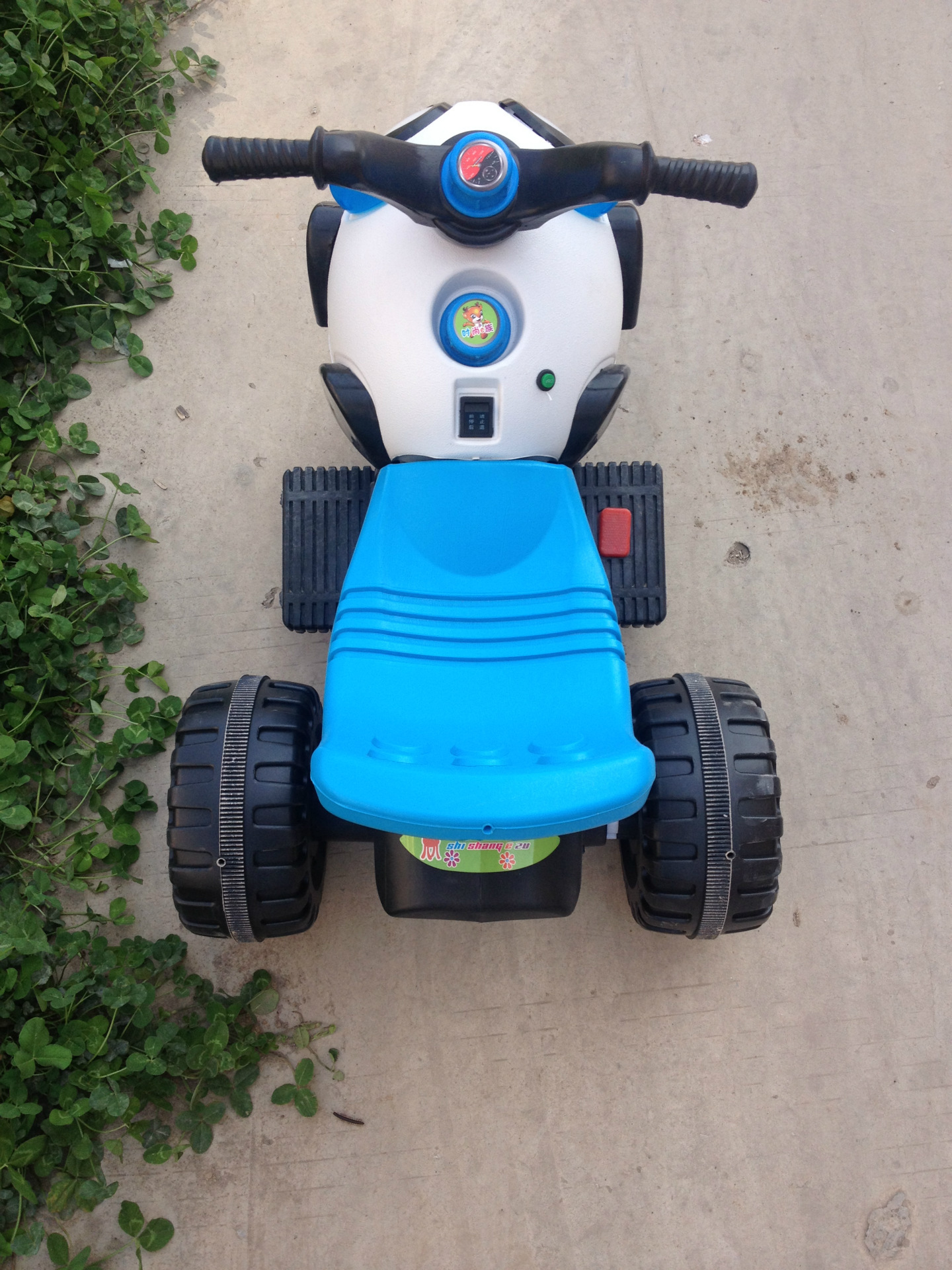 儿童电动车新款童车可坐 儿童电.