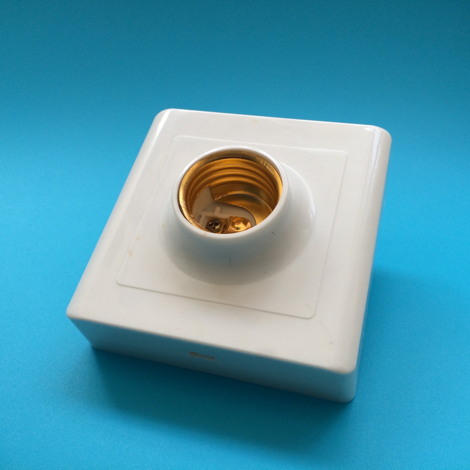 优质原料面板接线e27墙壁灯座 86型明装灯座 86平灯座 型号186