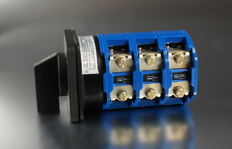 电子元器件 开关 转换开关(组合开关) 优质辰发cflw28万能转换开关