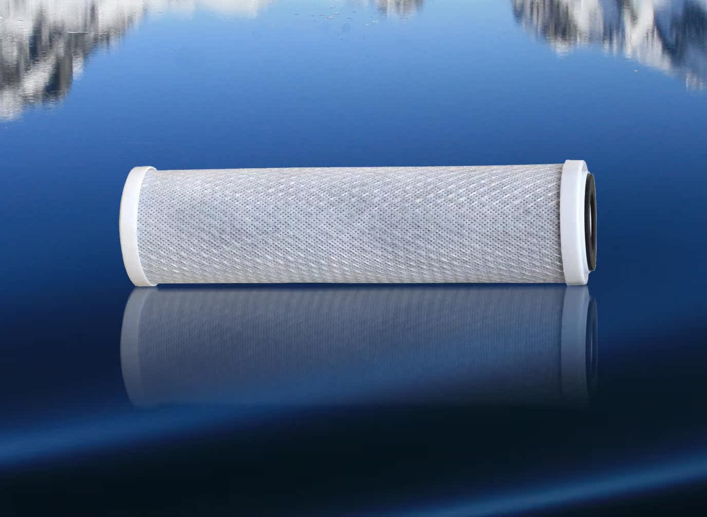 压缩活性炭滤芯特点: ◎ 过滤流量大,压差小; ◎ 不含任何化学粘合剂