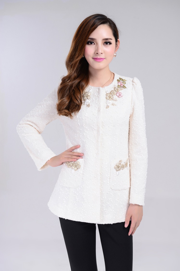 广东深圳英姿丹尔 品牌女装新品上市 韩版秋季中长款单排扣刺绣印花