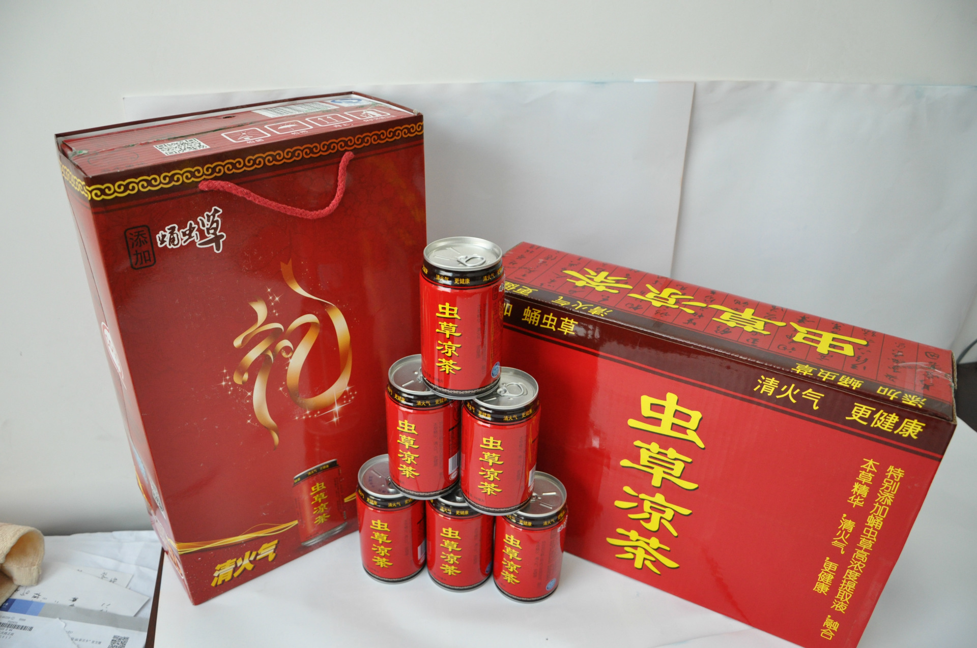 食品,饮料 软饮料 茶饮料 > 虫草凉茶清火气更健康天然草本植物精炼而