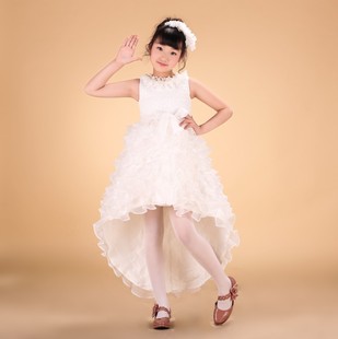 儿童拖尾婚纱礼服