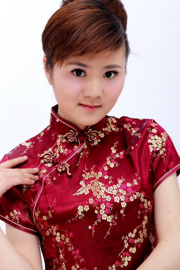 年会宴会晚礼服咏春舞蹈演出服旗袍短款立领梅花斜襟短袖礼仪旗袍图片