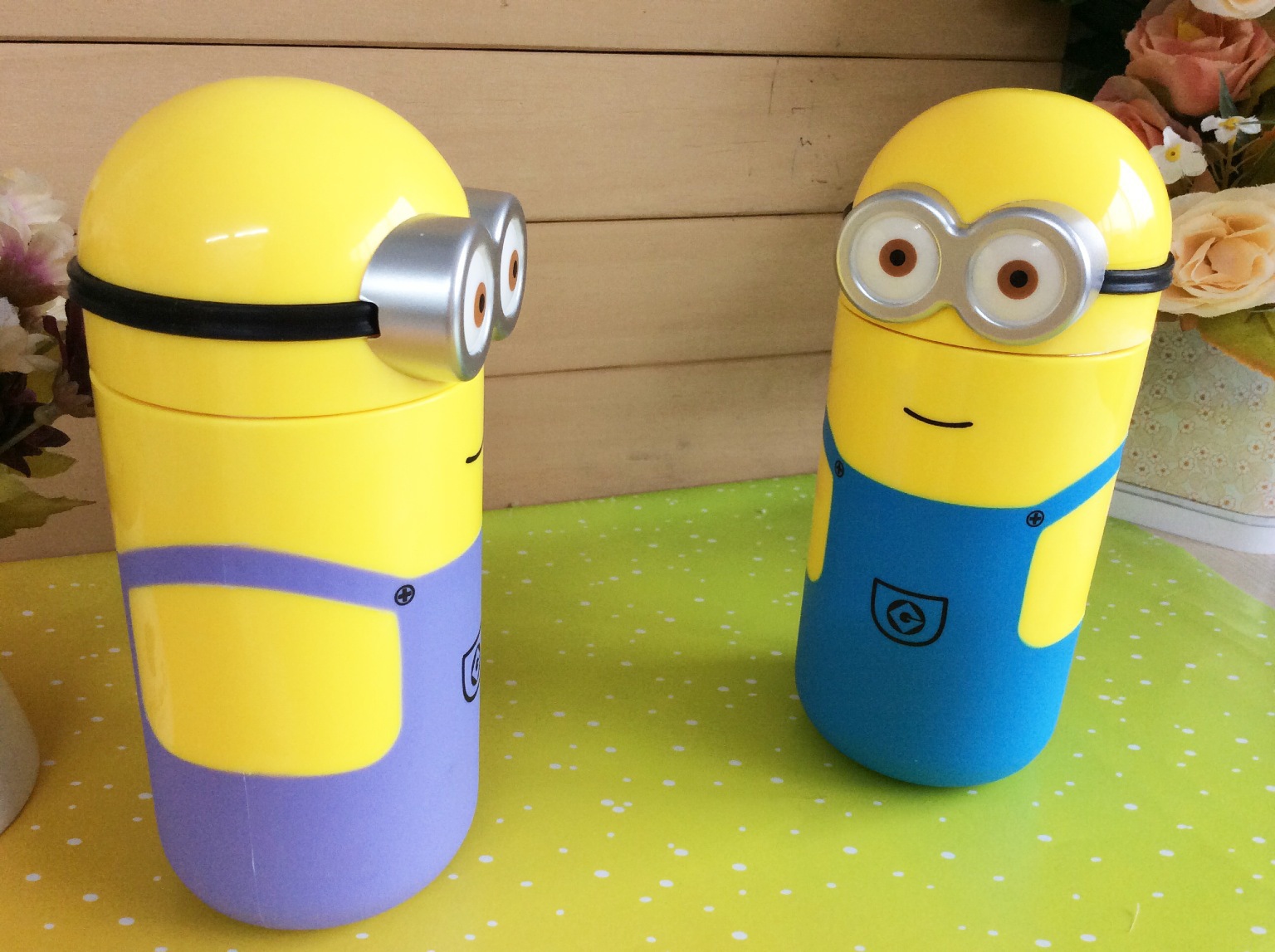 新款雅非奇yfq-1421单双眼小黄人保温杯(二代)4色 8款 19006