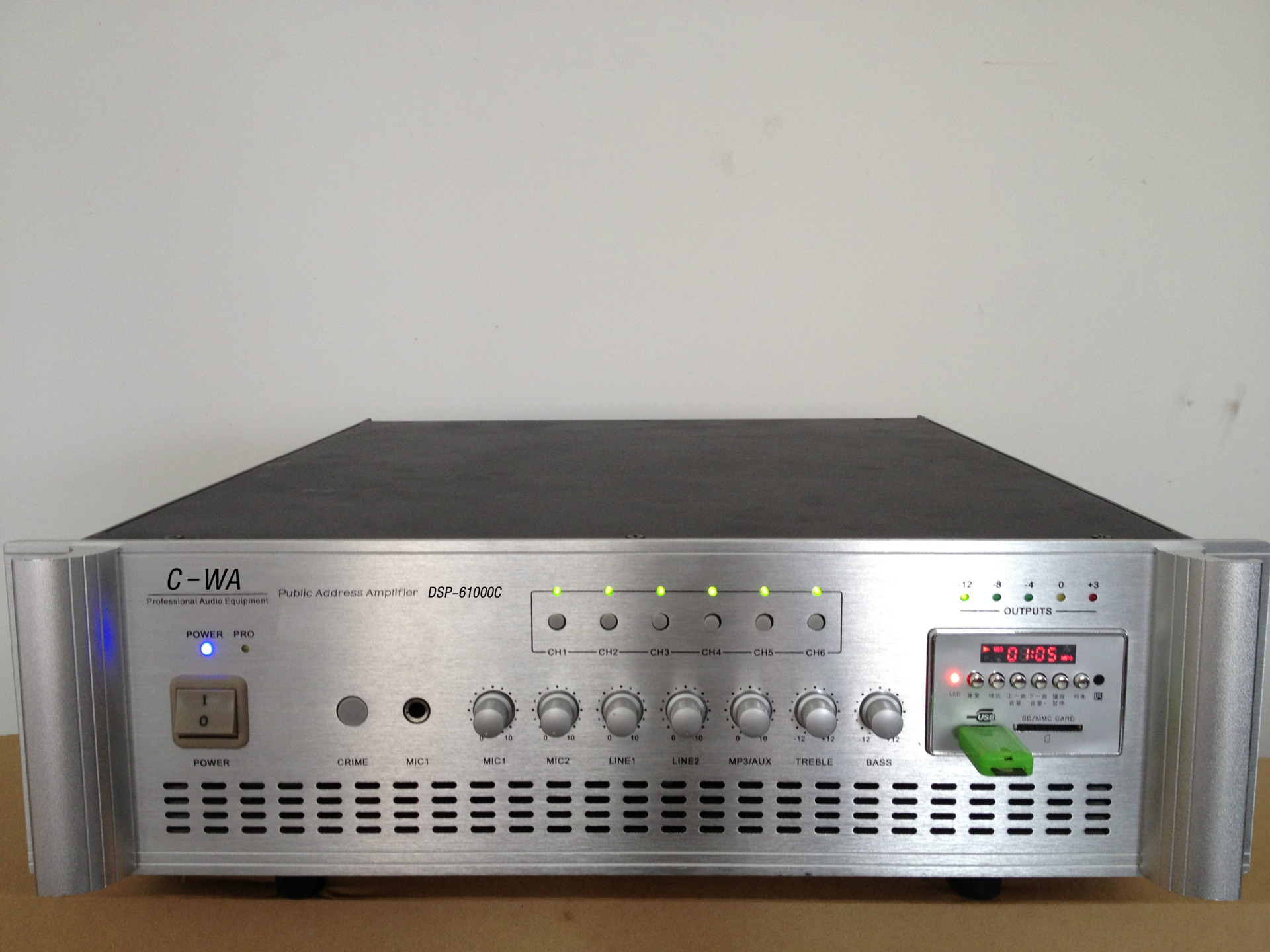 供应1000w(dsp61000c)带usb接口带六分区带fm调频收音功放