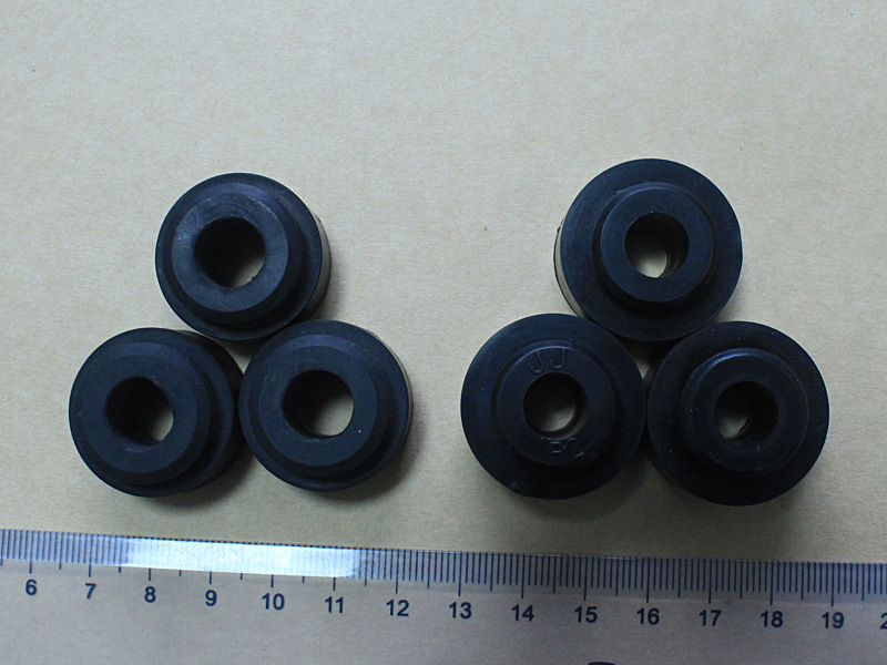 空调压缩机 橡胶减震器 缓冲件 消音垫 减震脚垫