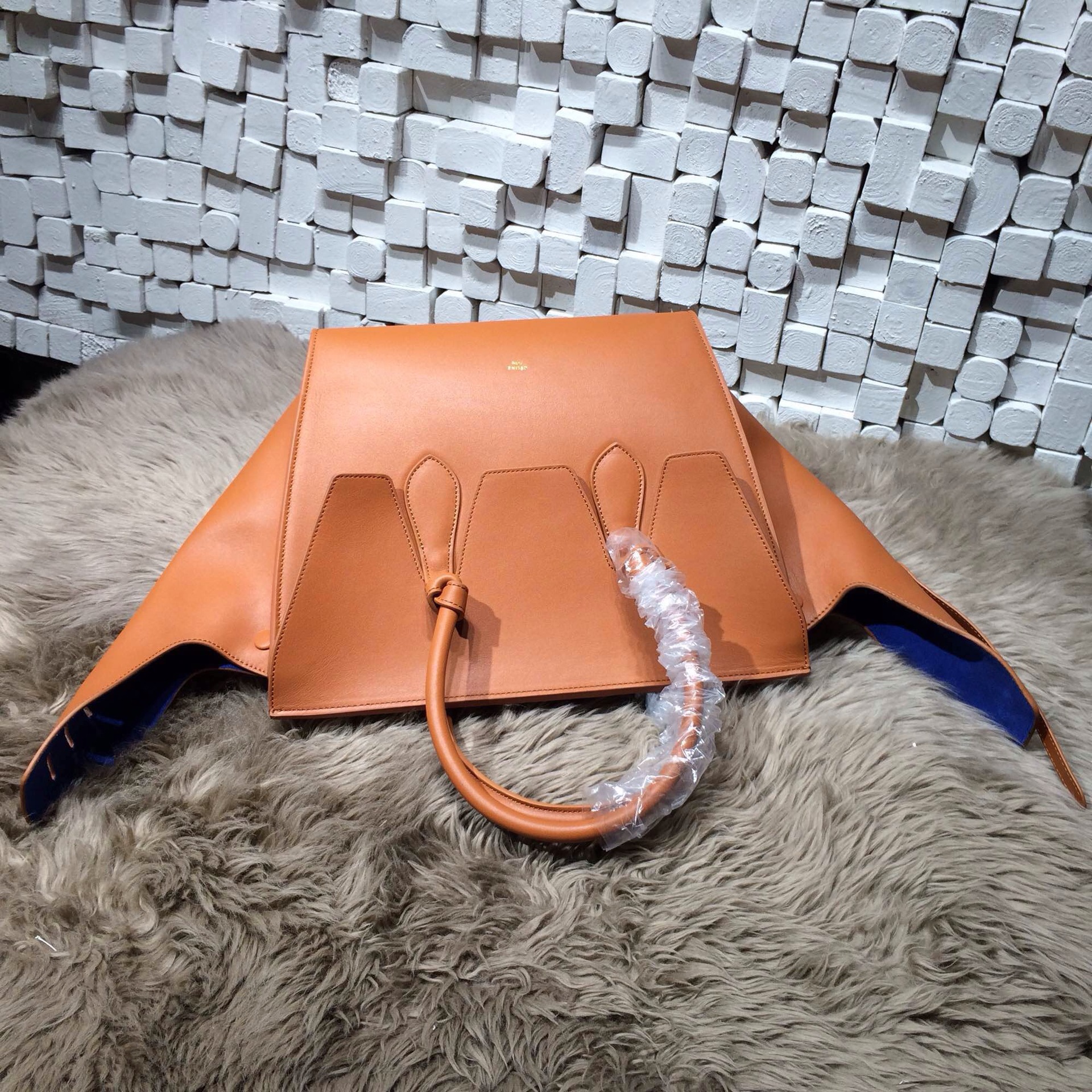 高品质大牌原单包包推荐(高品质大牌原单包包)-第1张图片-潮百科 高品质大牌原单包包推荐(高品质大牌原单包包)-第1张图片-潮百科