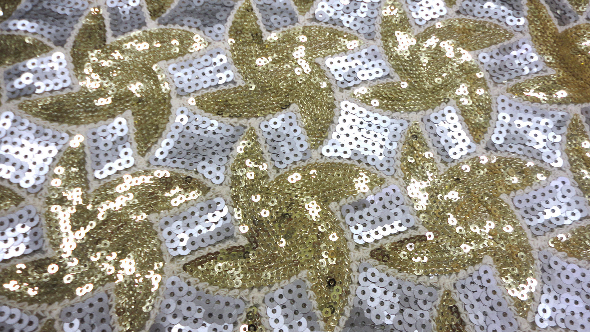 【厂家直销】网布棉线3 5厘绣花珠片布服装箱包面料