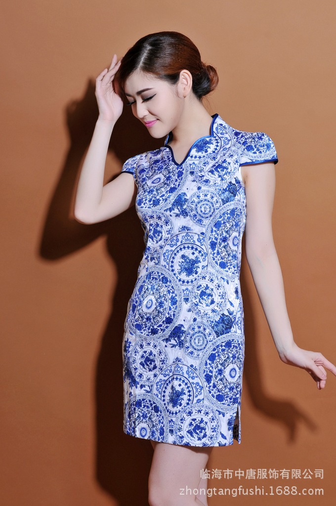 2015春装新款复古改良民国青花瓷旗袍 时尚修身气质旗袍连衣裙女