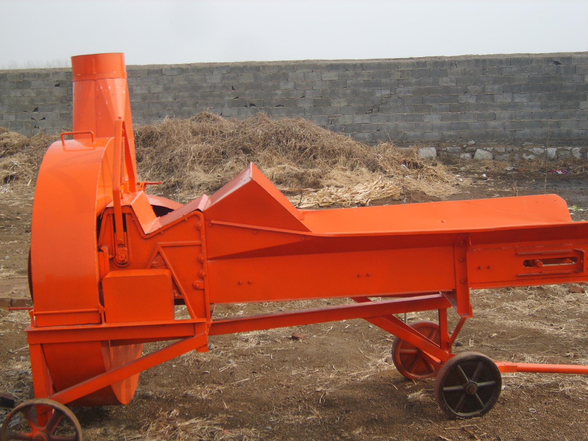 最新的器械 最低的价格 全国火爆销售中】山东济宁全国最新的铡草揉丝