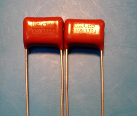 生产厂家批发led阻容降压专用电容器 金属薄膜电容cbb28-1250v332