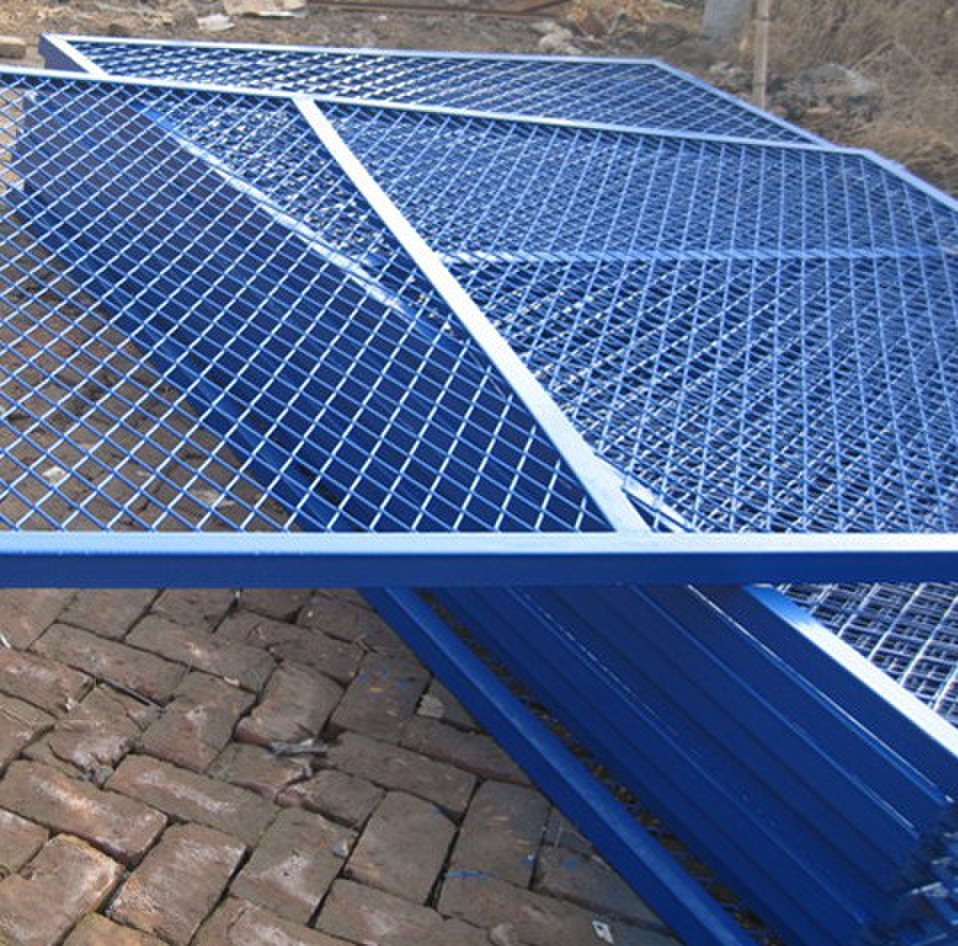 重型钢板网 拉伸钢板网 钢板网护栏网 专家专业生产