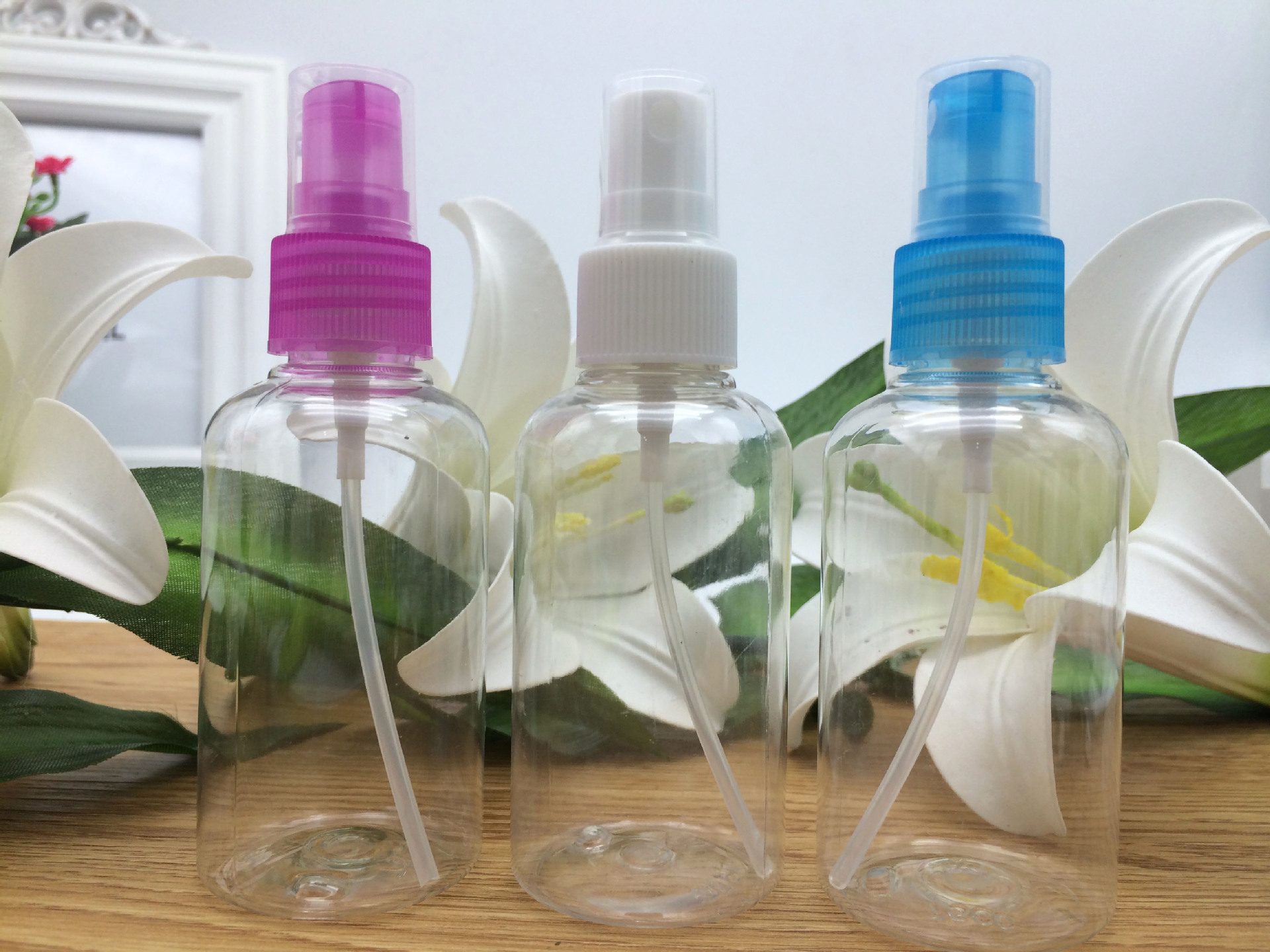 a0105 爽肤水喷雾随身携带分装瓶 喷瓶颜色随机75ml